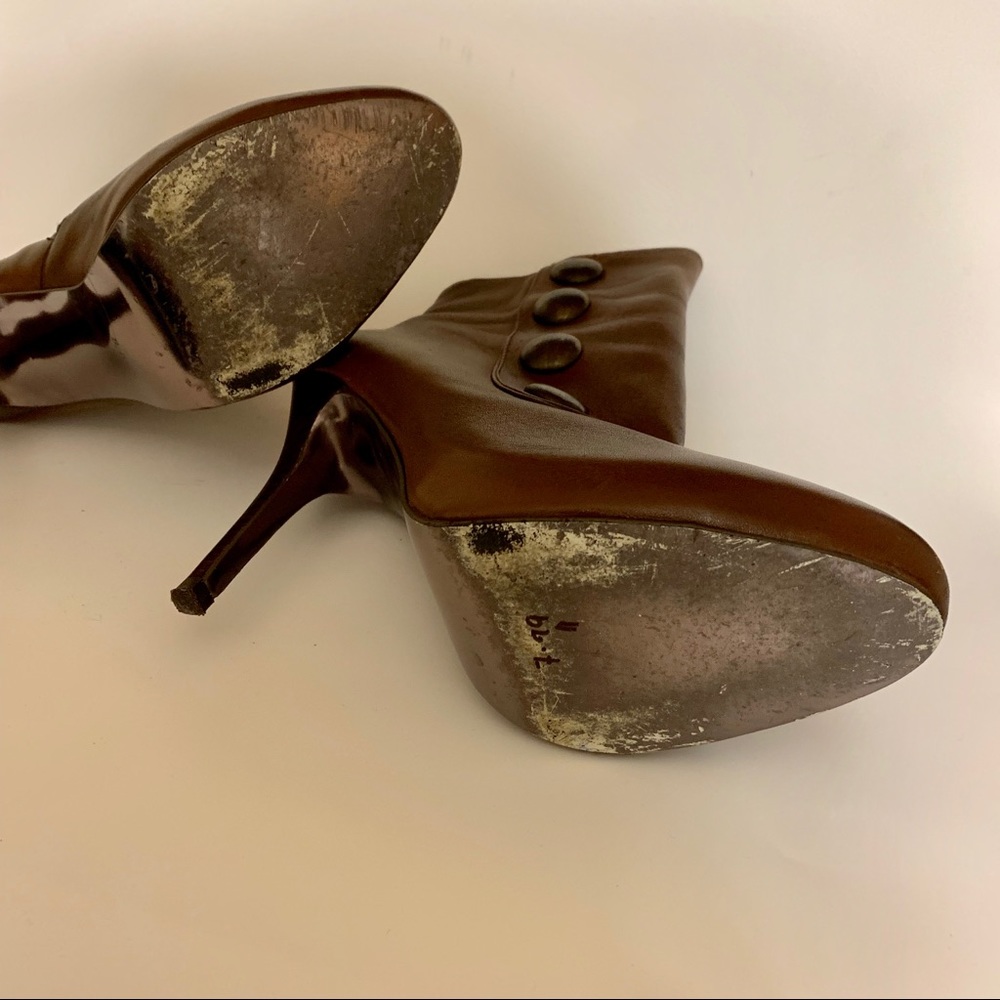 Steve Madden High Heel Boot W/Button Detail - 8.5 - image 4